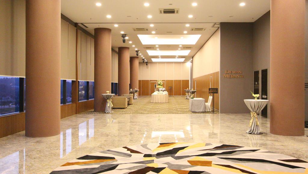 Acappella Suite Hotel, Shah Alam Buitenkant foto